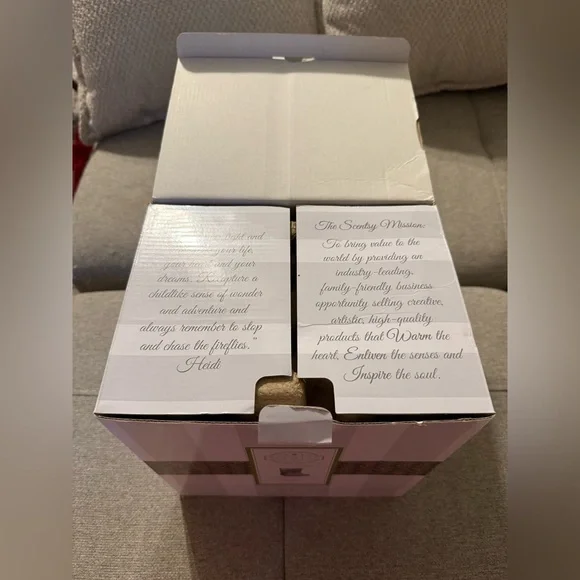 Wellies Scentsy Warmer - Picture 5 of 6